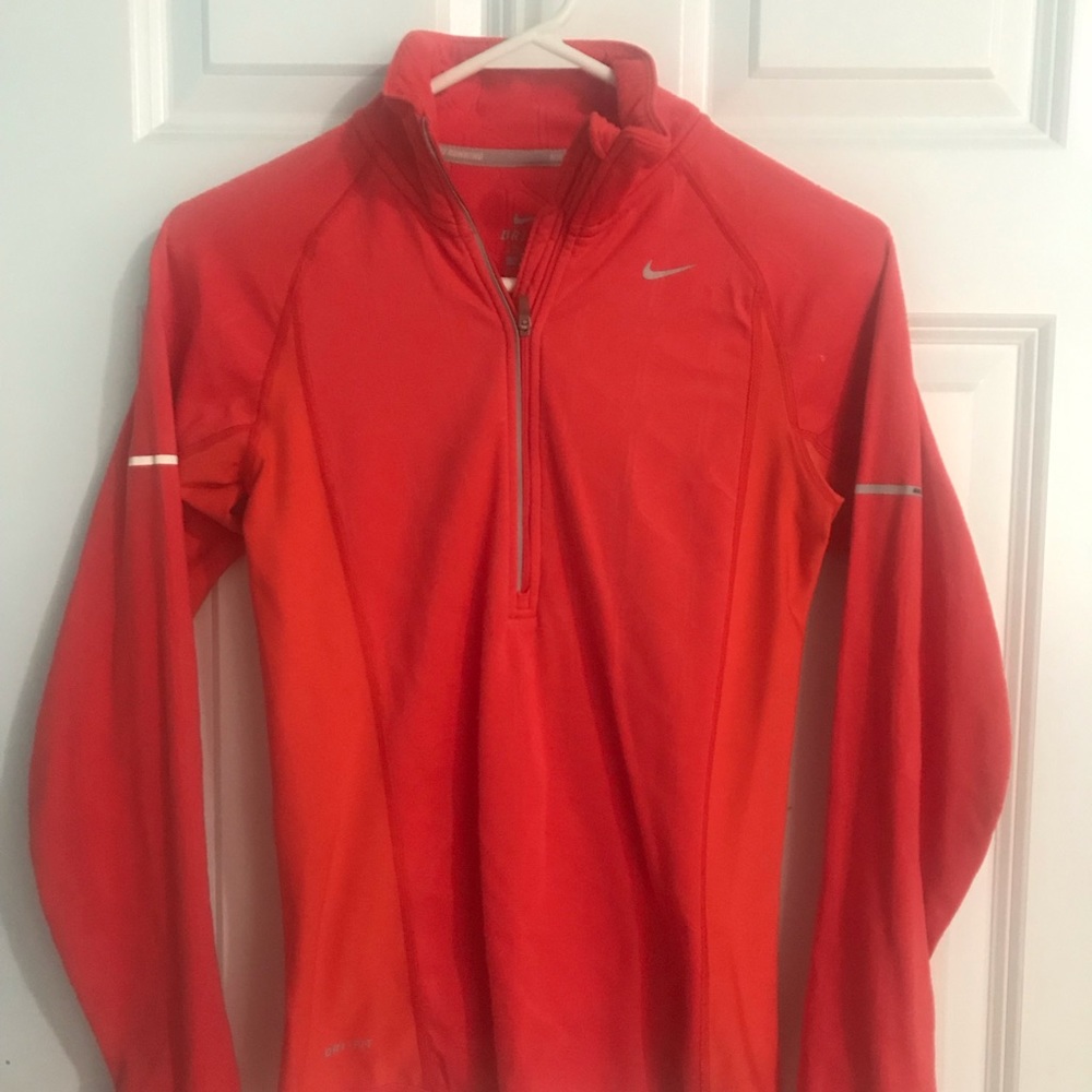 Nike Running Dri-Fit Quarter zip 🧶👠🦞☄️